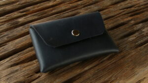 Riveted card wallet